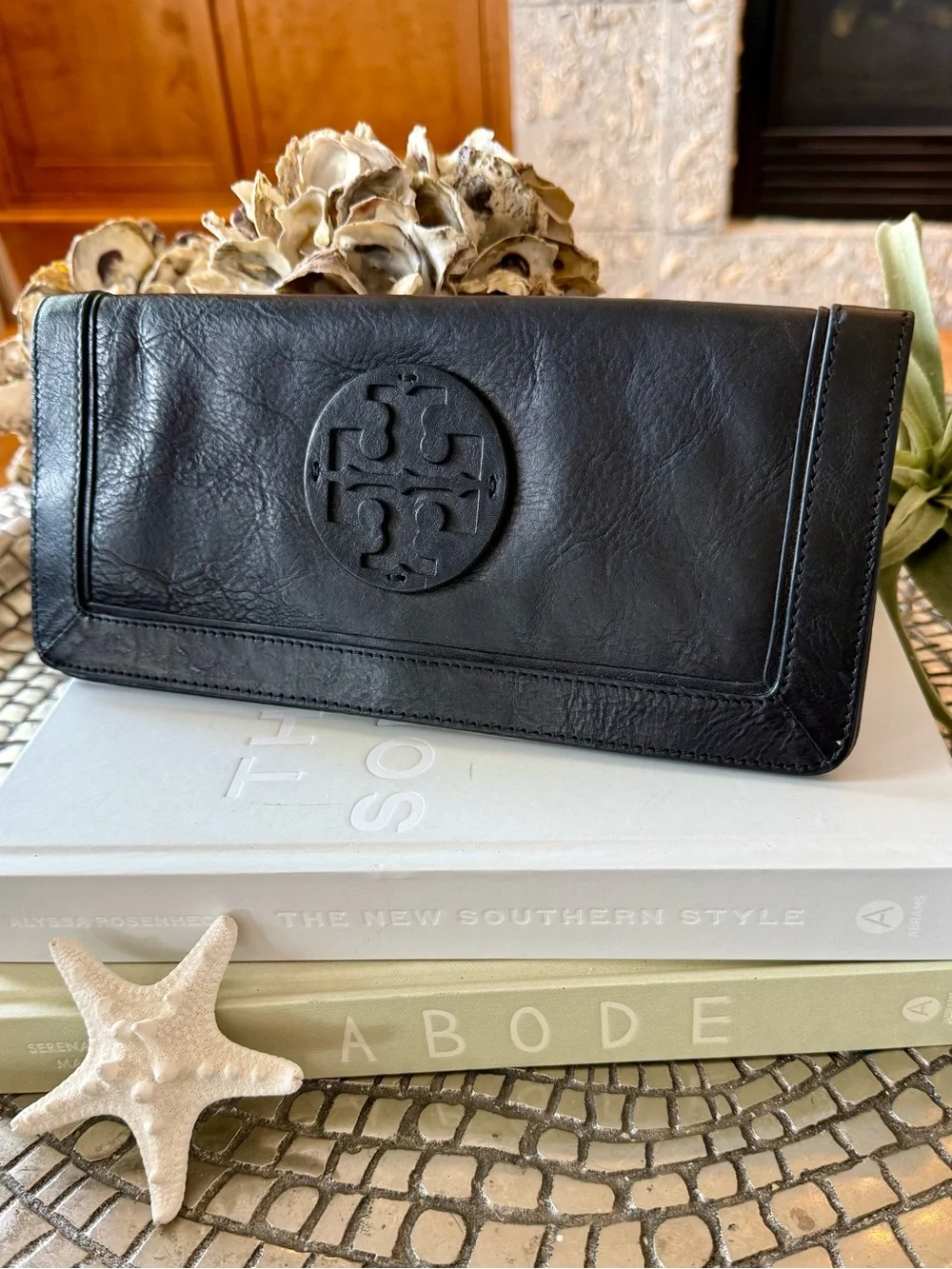 TORY BURCH SUKI REVA BLACK LEATHER FOLD OVER CLUTH